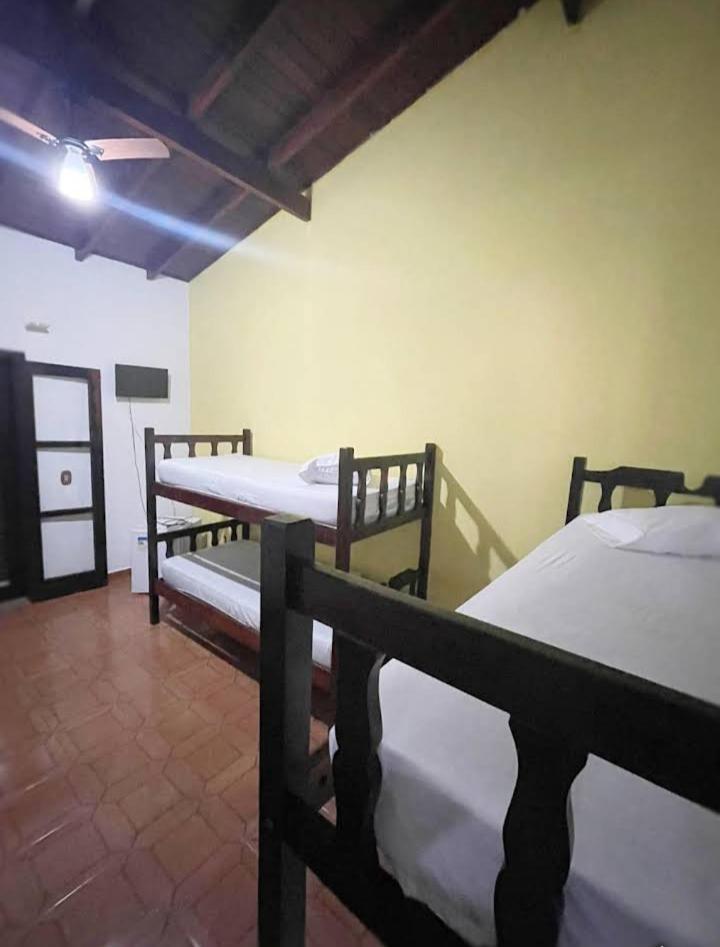 Hostel Lê Castelle Caraguatatuba Exterior foto